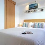 Genteel Guadalvillas *